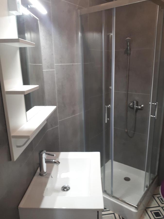 Rent4Night Grenoble Aigle Leilighet Eksteriør bilde